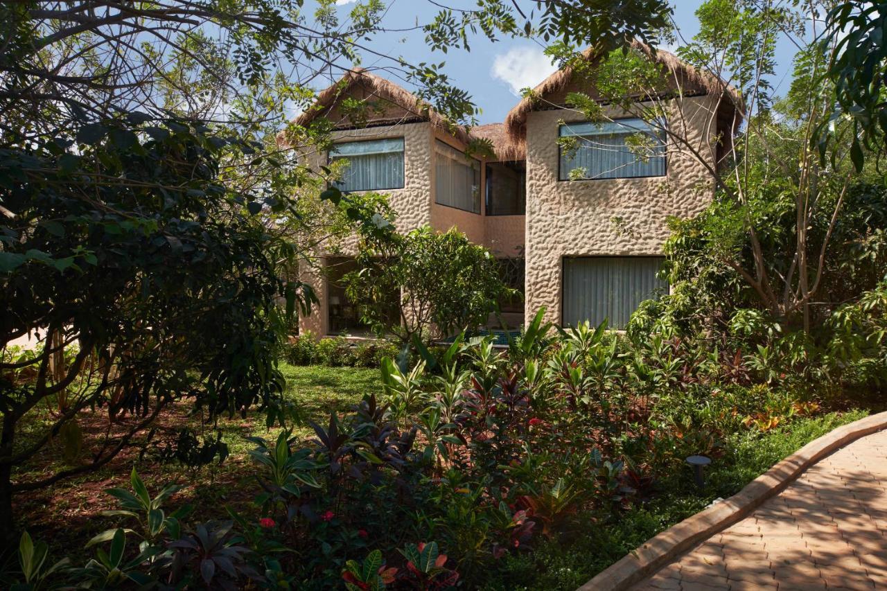 Larisa Resort Ashwem Mandrem Exterior foto